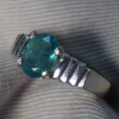 1.01 Carat Emerald Solitaire Ring Appraised at 650.00