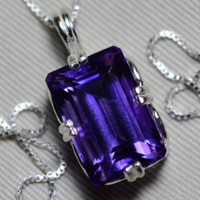 Amethyst Necklace, Certified 13.79 Carat Amethyst Pendant Appraised at 700.00 Sterling Silver Necklace, Real Natural Emerald Cut, Jewellery