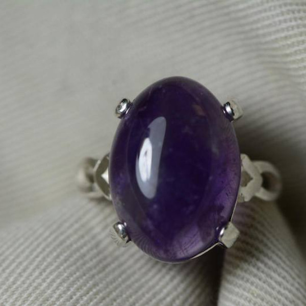 Amethyst Ring, Certified 12.51 Carat Amethyst Cabochon Appraised at 500.00 Oval Cab, Sterling Silver, Natural Amethyst Jewellery