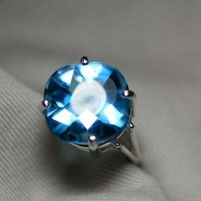 Buff Top 14.46 Carat Swiss Blue Topaz Solitaire Ring Appraised At 650.00