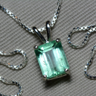 Emerald Necklace, Colombian Emerald Pendant 1.68 Carat Appraised at 1,350.00 Sterling Silver, Real Emerald Cut Jewellery, Natural, Genuine