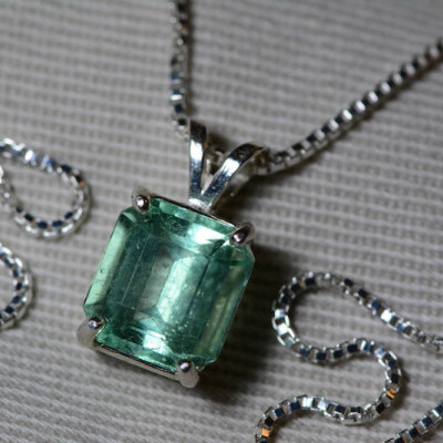 Emerald Necklace, Colombian Emerald Pendant 2.05 Carat Appraised at 1,650.00 Sterling Silver, Real Emerald Cut Jewellery, Natural, Genuine