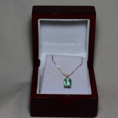 Emerald Necklace, Colombian Emerald Pendant 2.05 Carat Appraised at 1,650.00 Sterling Silver, Real Emerald Cut Jewellery, Natural, Genuine