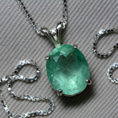 Emerald Necklace, Colombian Emerald Pendant 3.42 Carat Appraised at 2,700.00 Sterling Silver, Real Emerald Jewellery, Natural, Genuine