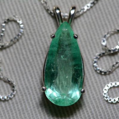 Emerald Necklace, Colombian Emerald Pendant 4.51 Carat Appraised at 3,600.00, Sterling Silver, Genuine Emerald Jewellery, May Birthstone