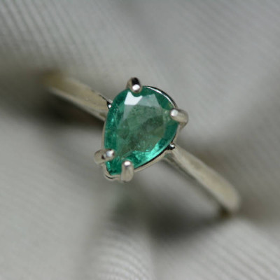 Emerald Ring, Real Emerald Solitaire Ring 0.78 Carats Appraised At 234.00, Sterling Silver Genuine Emerald Jewellery, Size 7, Pear Cut