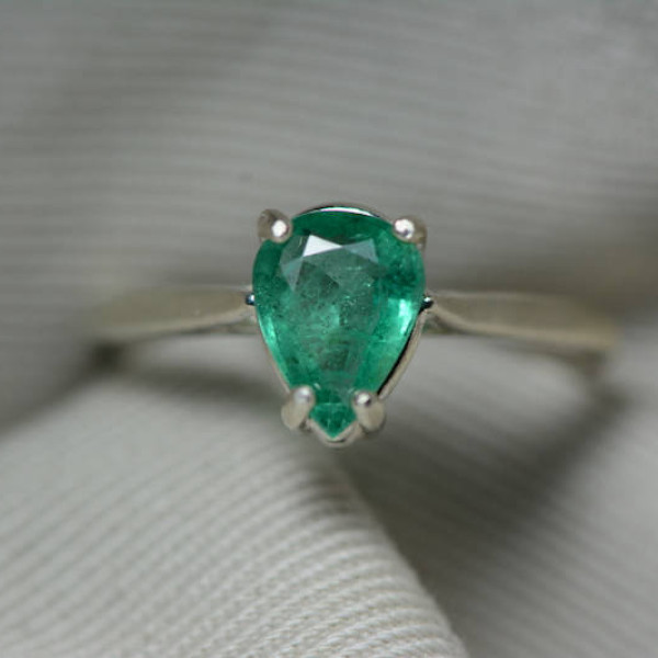 Emerald Ring, Real Emerald Solitaire Ring 1.03 Carats Appraised At 309.00, Sterling Silver Genuine Emerald Jewellery, Size 7, Pear Cut