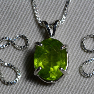 Peridot Necklace, Peridot Pendant 4.25 Carats Appraised At 400.00 On 18" Sterling Silver Necklace, Genuine Peridot Jewelry August Birthstone