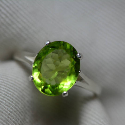 Peridot Ring, Natural Peridot Solitaire Ring 3.76 Carats Appraised At 375.00 Sterling Silver, Natural August Birthstone, Certified