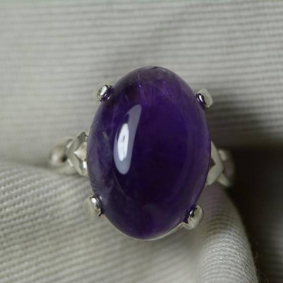 Amethyst Ring, Certified 12.56 Carat Amethyst Cabochon Appraised at 500.00 Oval Cab, Sterling Silver, Natural Amethyst Jewellery Amethyst Ring, Certified 12.56 Carat Amethyst Cabochon Appraised at 500.00 Oval Cab, Sterling Silver, Natural Amethyst Jewellery