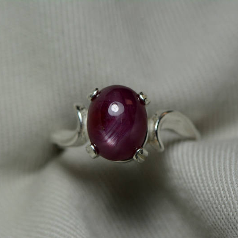 Star Ruby Ring, Certified Genuine 4.38 Carat Ruby Cabochon Solitaire