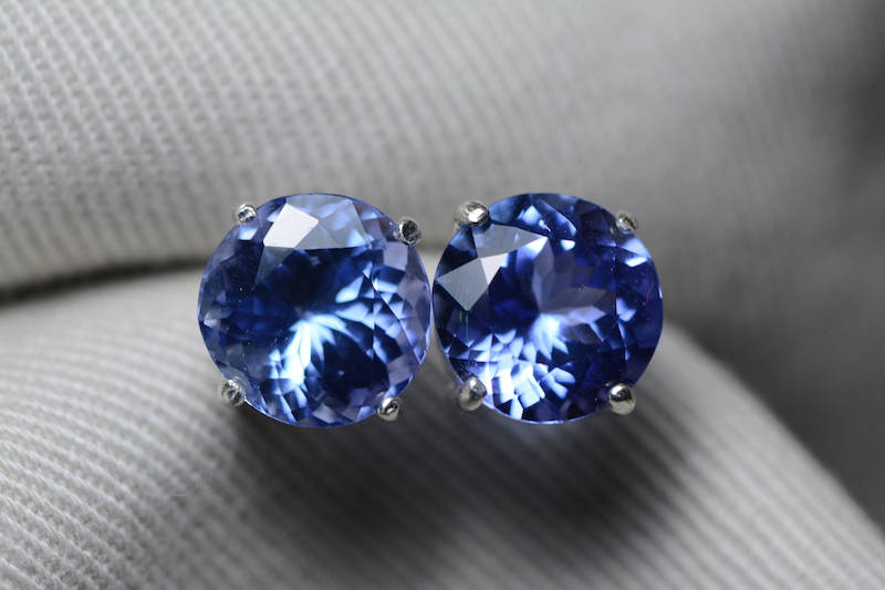 Elegant 925 Sterling Silver Cubic Zirconia & Tanzanite Stud Earrings - 6mm Round, Prong Setting, Butterfly Closure