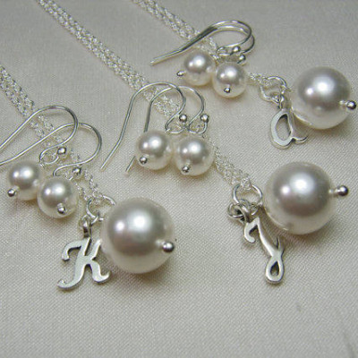 Bridesmaid Jewelry Set of 3 Pearl Bridesmaid Necklace Earrings Pearl Initial Necklace Personalized Bridesmaid Gift Wedding Jewelry Set