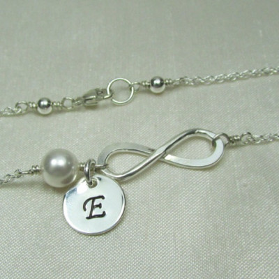 Bridesmaid Jewelry Set of 5 Bridesmaid Necklace Pearl  Initial Necklace Personalized Bridesmaid Gift Bridal Party Gifts Infinity Necklace