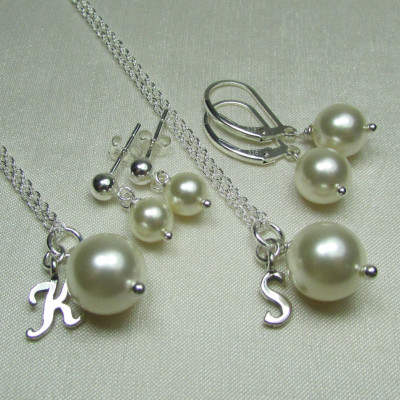 Bridesmaid Jewelry Set of 9 Personalized Bridesmaids Gifts Bridesmaid Necklace Earrings Cream Ivory Pearl Bridal Jewelry Wedding Jewelry Set