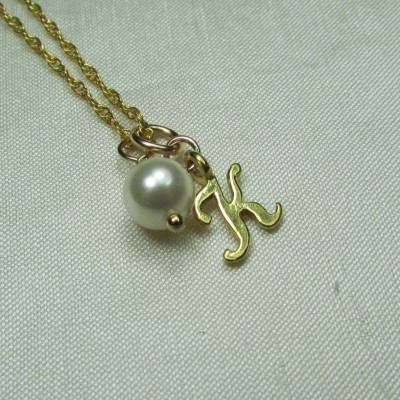 Gold Initial Necklace Junior Bridesmaid Jewelry Pearl Necklace Flower Girl Necklace Monogram Bridesmaid Gift Personalize Bridesmaid Necklace