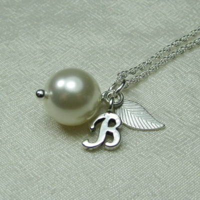 Pearl Initial Necklace Personalized Necklace Bridesmaid Gift Leaf Monogram Necklace Bridesmaid Necklace Pearl Necklace Bridesmaid Jewelry