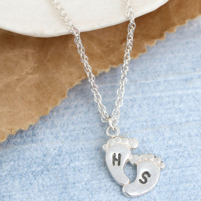 New Mum Necklace | Foot Print Necklace | Mothers Day Gift | New Mom gift | Monogram necklace | New Mother Necklace | Mom necklace | Dainty