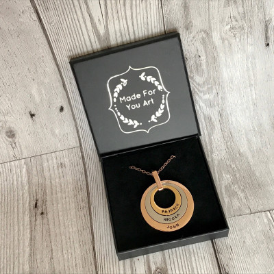 Personalised necklace, family name necklace, name necklace, trio name pendant, personalised washer necklace