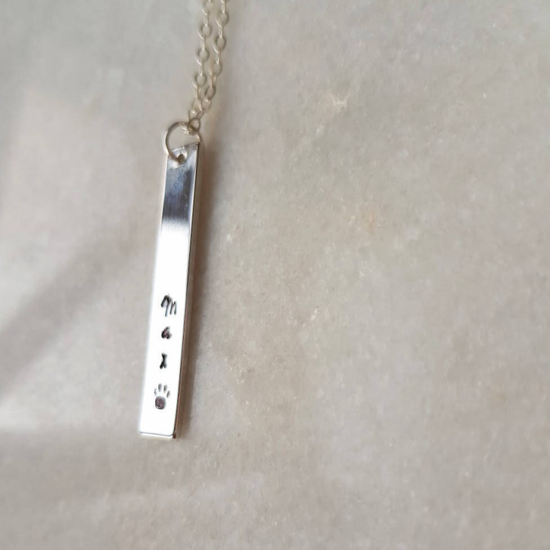 I Love Dogs Floating Charm Necklace – Coles Best Buys Online Exclusives