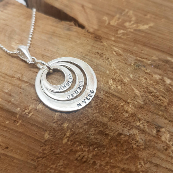 Silver name necklace  stacked washer name necklace. Circle necklace. Personalised necklace. Personalised name necklace. Gifts for mums.