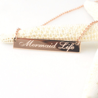 Horizontal engraved bar nameplate necklace personalized with phrases, Roman numerals, Names, coordinates - silver, rose gold or yellow gold