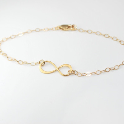 Infinity Bracelet in 14k gold fill or sterling silver - Dainty Bridesmaids gift - LOVE and FRIENDSHIP - Eternity charm - any length