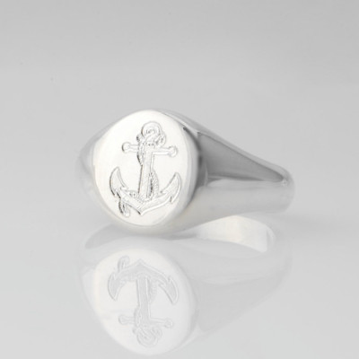 Queen Bee or any other custom design Signet ring in sterling silver - Engrave any crest - Personalized - US sizes 4 5 6 7 8 9 10 & 11
