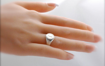 Your Golden Story: Crafting a Personalized Monogram Signet Ring