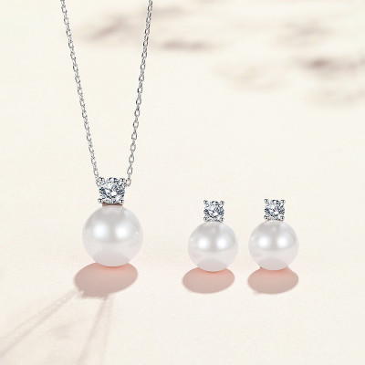 Bridesmaid Jewelry Set: Swarovski Crystal and White Pearl Necklace and Earrings Set