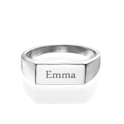 Engraved Signet Ring in Sterling Silver - All Birthstone™