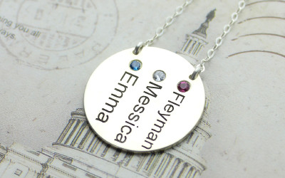 Your Story, Etched in Silver: The Disc Necklace Tale