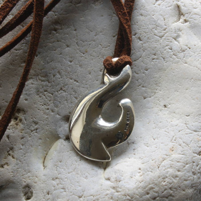 Maori Silver Fish Hook Necklace - All Birthstone™