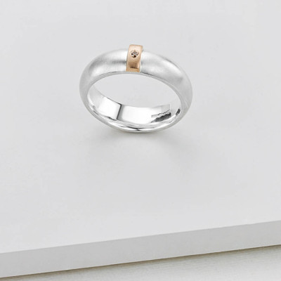 Cognac Diamond Linear Ring - All Birthstone™