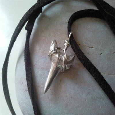 Silver Sharks Tooth Necklace - All Birthstone™