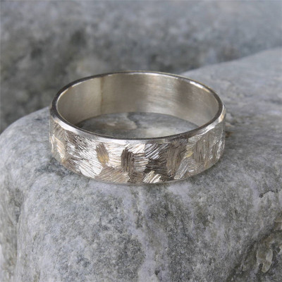 Handmade Unisex Textured Silver Band Ring - All Birthstone™