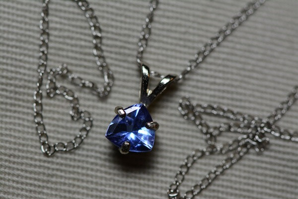 Tanzanite Necklace, 18 Karat White Gold Tanzanite Pendant 0.70 Carat, 18&quot; Gold Chain, Trillion Cut,