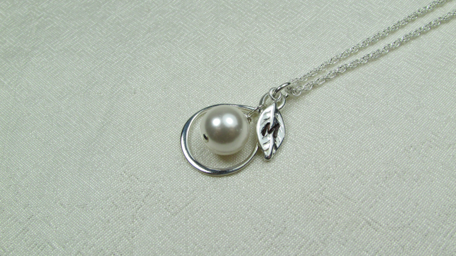 Bridesmaid Necklace Set of 3 Leaf Initial Necklace Pearl Infinity Necklace Bridesmaid Gift Bridesmaid Jewelry - Fall Wedding Jewelry Gifts