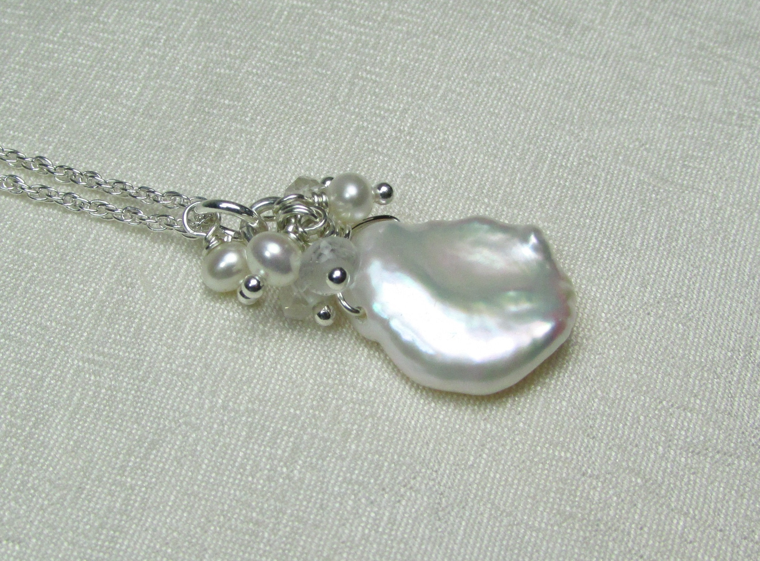 Pearl Bridal Necklace Keshi Pearl Necklace Keshi Petal Pearl Cluster Necklace Beach Wedding Necklace Bridesmaid Jewelry Bridesmaid Gift