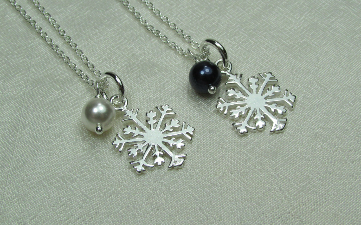Personalized Bridesmaid Gift Silver Snowflake Necklace Pearl Bridesmaid Jewelry Bridal Necklace Winter Wedding Jewelry Bridesmaid Necklace