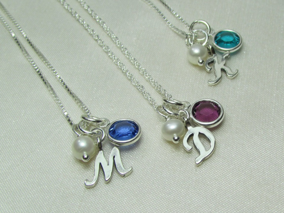Personalized Bridesmaid Necklace Set of 5 Initial Necklace Sterling Silver Bridesmaid Jewelry Bridesmaid Gift Bridal Party Jewelry