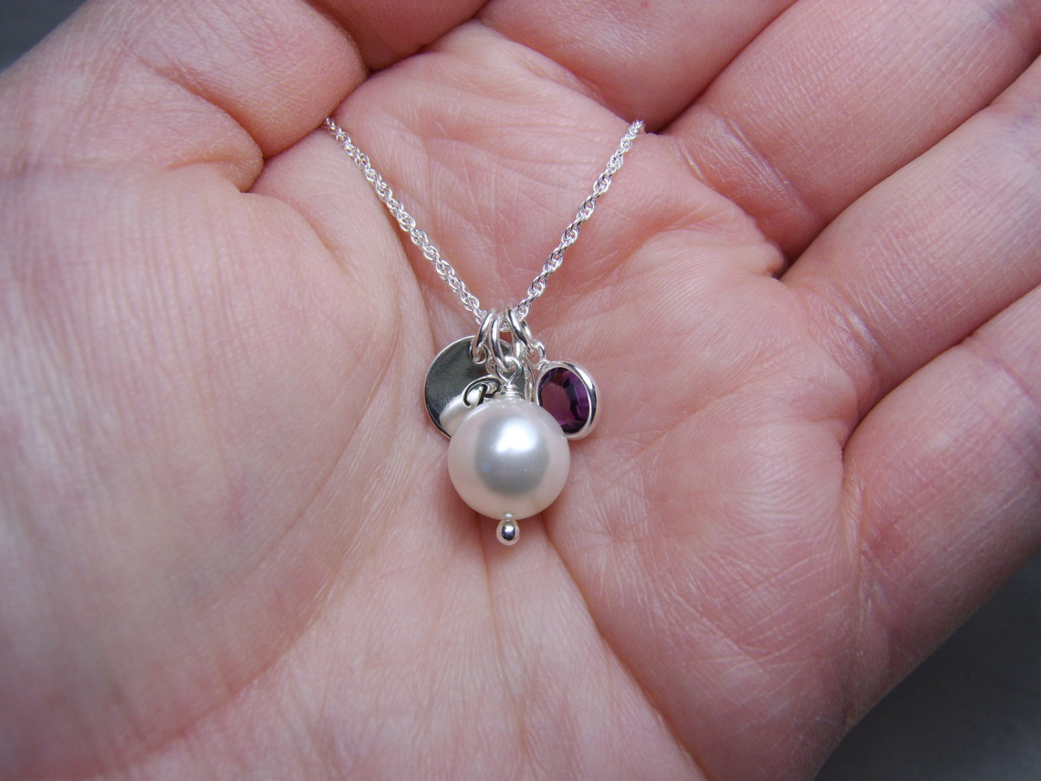 Personalized Bridesmaids Gifts Set of 3 Initial Pearl Bridesmaid Necklace Earrings Bridesmaid Jewelry Bridal Party Gifts Wedding Jewelry Set