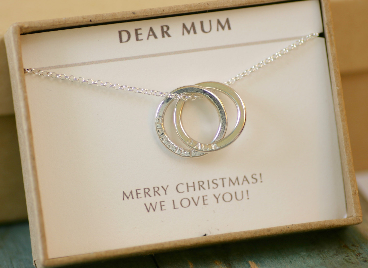 Personalized necklace with words, mother necklace with names, personalised gift for wife, christmas gift for sister - Lilia